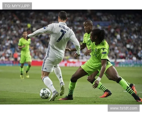 皇家马德里俱乐部百年辉煌历程与世界足球王朝的崛起之路 皇家马德里俱乐部百年辉煌历程与世界足球王朝的崛起之路