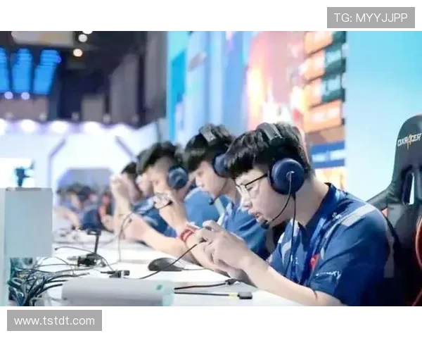 《全球电竞赛事热度持续攀升 电竞行业投资规模创新高》 《全球电竞赛事热度持续攀升 电竞行业投资规模创新高》