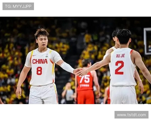 中国男篮逆袭成功力克菲律宾队晋级亚洲杯四强拼搏精神赢得全场喝彩 中国男篮逆袭成功力克菲律宾队晋级亚洲杯四强拼搏精神赢得全场喝彩