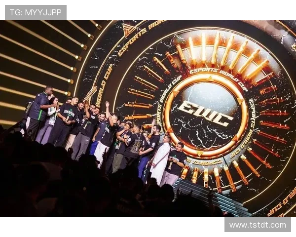 《2025年全球电竞赛事新动向：热门战队阵容调整与创新玩法引发热议》