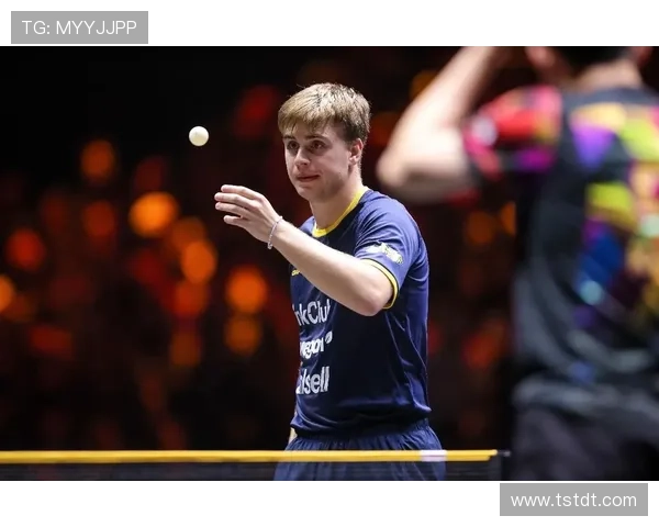 世界网球锦标赛迎来新星崛起，男子单打赛场爆冷连连精彩不断