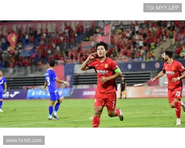 中国男足备战世界杯预选赛新征程 教练组力推年轻球员崭露头角