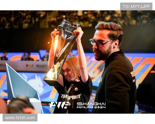 全球总决赛落幕新王登基各大战队鏖战鏡头定格传奇时刻 全球总决赛落幕新王登基各大战队鏖战鏡头定格传奇时刻