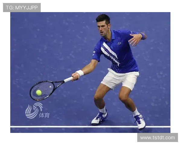 德约科维奇豪取年终总决赛开门红强势状态再燃巅峰对决期待升级