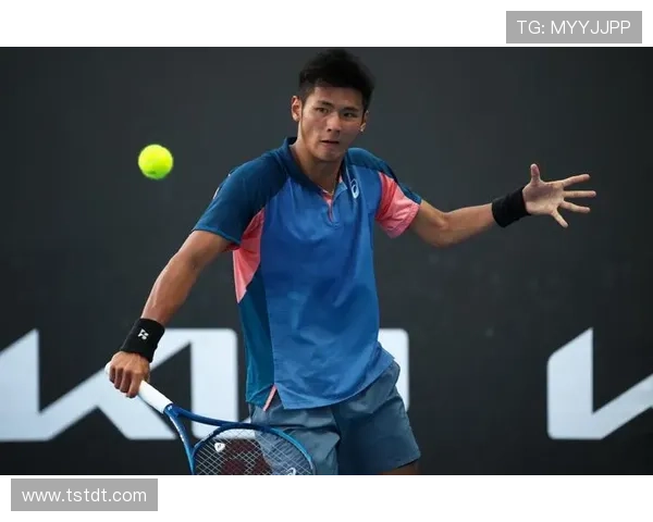 网球赛场风云再起 三大新星角逐世界排名第一宝座 网球赛场风云再起 三大新星角逐世界排名第一宝座