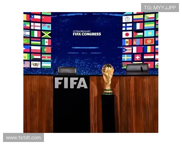 世界杯新星崛起：年轻球员闪耀赛场引发全球关注