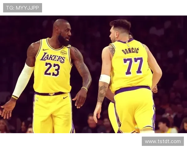 詹姆斯携手浓眉大打常规赛新高 湖人逆袭快船重燃冠军希望